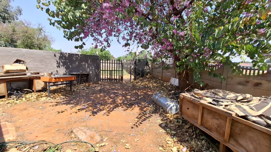 8 Bedroom Property for Sale in Orkney Park North West